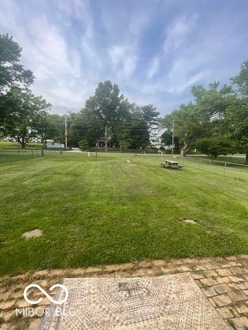 6957 E Old State Road, Mooresville, IN 46158