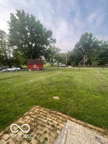 6957 E Old State Road, Mooresville, IN 46158