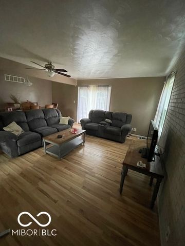 6957 E Old State Road, Mooresville, IN 46158