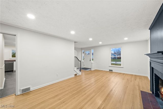 320 Missouri Avenue, Lorain, OH 44052