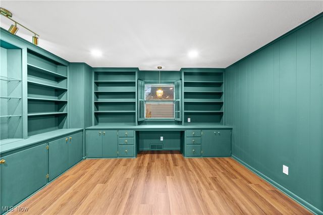 320 Missouri Avenue, Lorain, OH 44052