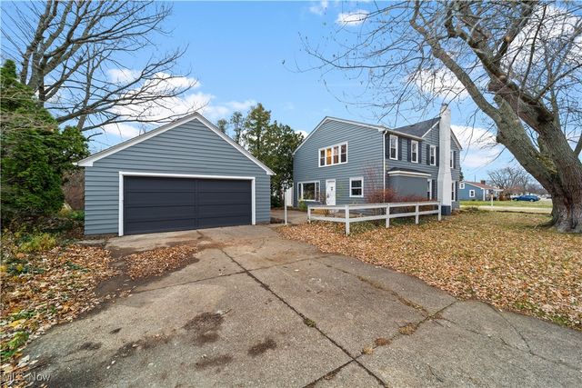 320 Missouri Avenue, Lorain, OH 44052