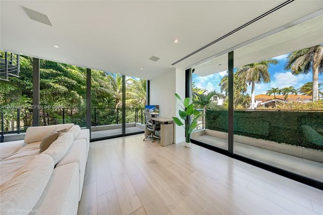 420 N Hibiscus Drive, Miami Beach, FL 33139