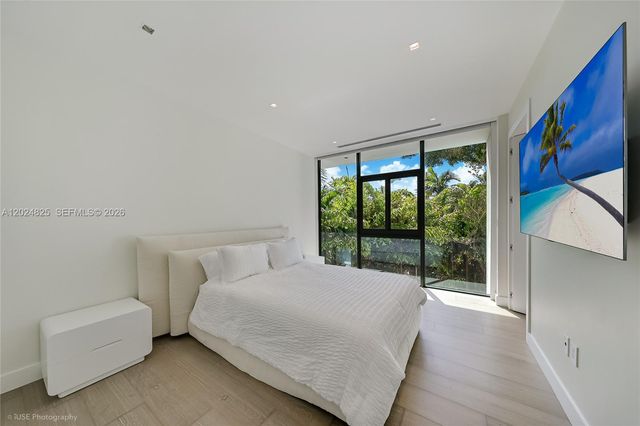 420 N Hibiscus Drive, Miami Beach, FL 33139