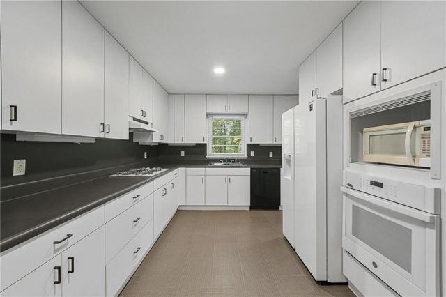 1145 Clearview NE Drive, Brookhaven, GA 30319