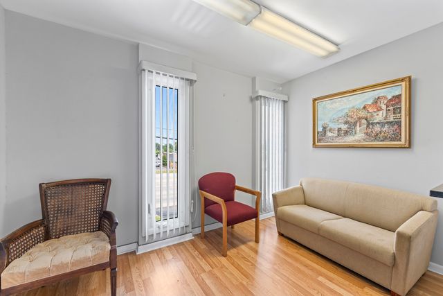 7227 W 127TH Street, Palos Heights, IL 60463