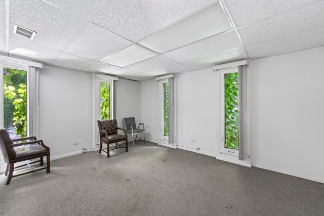 7227 W 127TH Street, Palos Heights, IL 60463