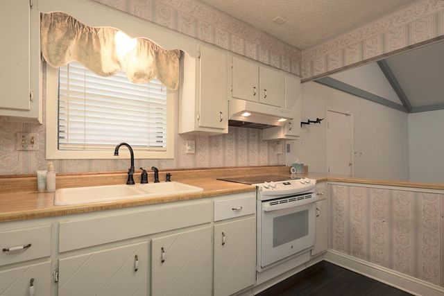 4395 CEDAR PARK DR, Memphis, TN 38141