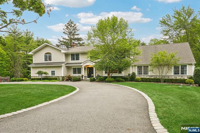 1015 High Mountain Road, Franklin Lakes, NJ 07417
