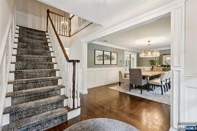 1015 High Mountain Road, Franklin Lakes, NJ 07417