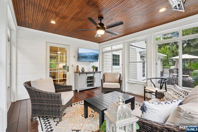 1015 High Mountain Road, Franklin Lakes, NJ 07417