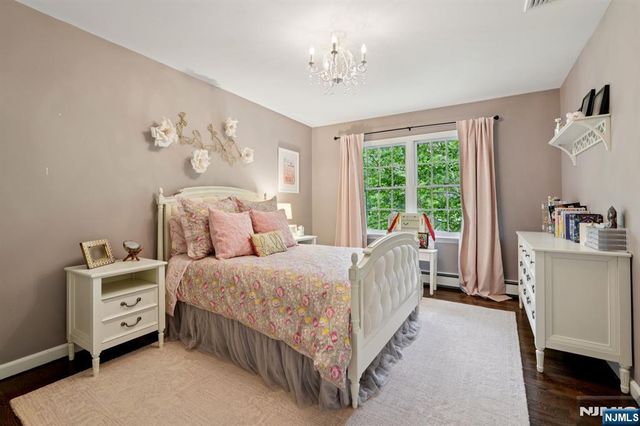 1015 High Mountain Road, Franklin Lakes, NJ 07417