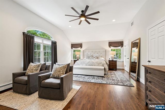 1015 High Mountain Road, Franklin Lakes, NJ 07417