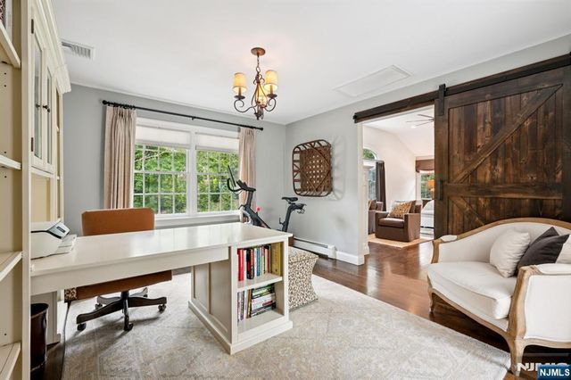 1015 High Mountain Road, Franklin Lakes, NJ 07417