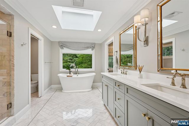 1015 High Mountain Road, Franklin Lakes, NJ 07417