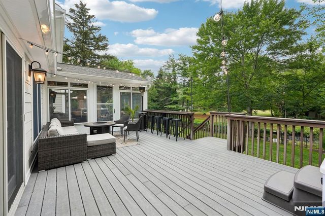 1015 High Mountain Road, Franklin Lakes, NJ 07417