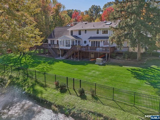 1015 High Mountain Road, Franklin Lakes, NJ 07417