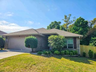 6305 Parakeet Trl, Pensacola, FL 32503