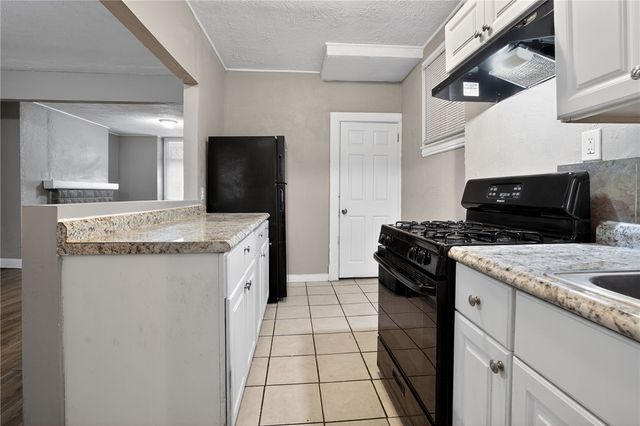 158 Ormsby Ave, Mt Oliver, PA 15210