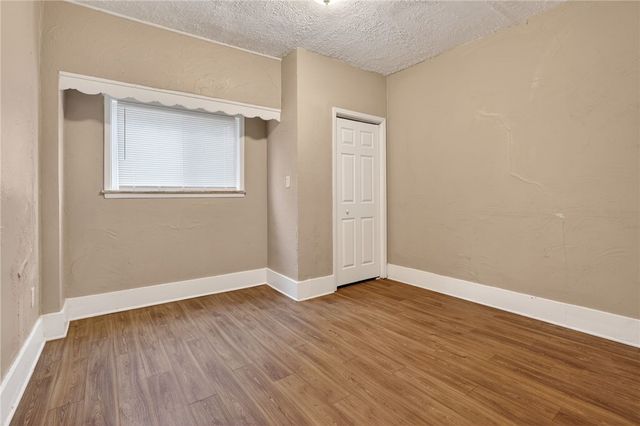 158 Ormsby Ave, Mt Oliver, PA 15210