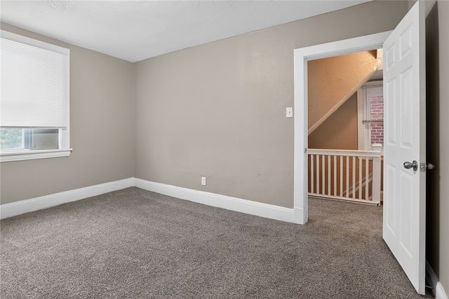 158 Ormsby Ave, Mt Oliver, PA 15210