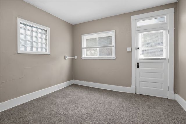 158 Ormsby Ave, Mt Oliver, PA 15210