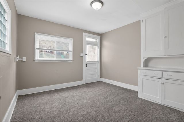 158 Ormsby Ave, Mt Oliver, PA 15210