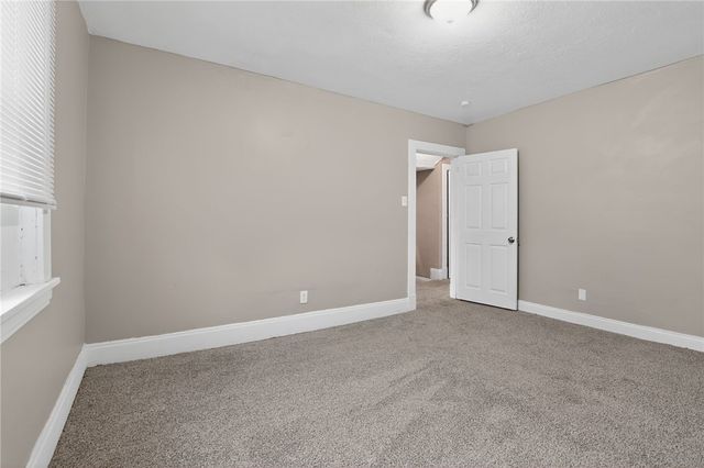 158 Ormsby Ave, Mt Oliver, PA 15210