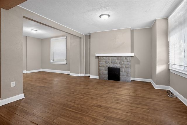 158 Ormsby Ave, Mt Oliver, PA 15210