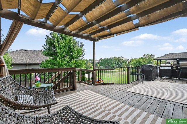 1410 Hardwood Drive, Papillion, NE 68046