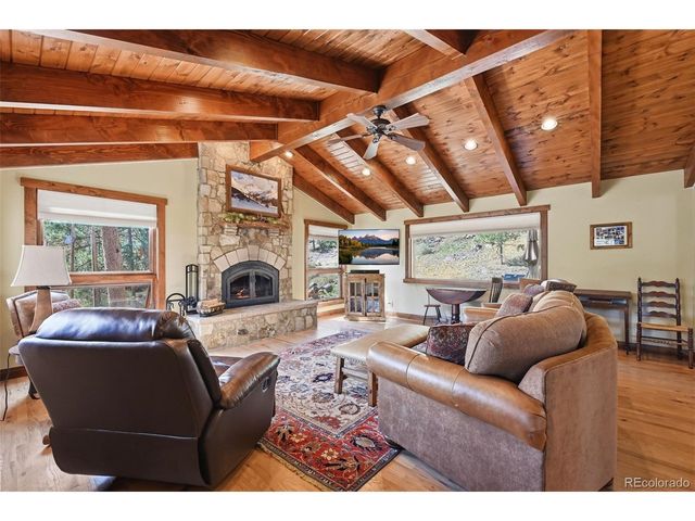 89 Ranch View, Florissant, CO 80816