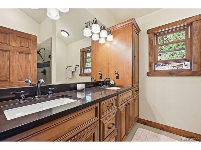 89 Ranch View, Florissant, CO 80816