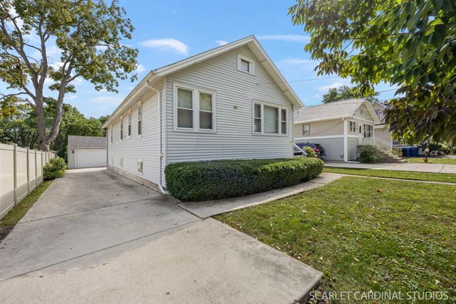 727 S Oakland Avenue, Villa Park, IL 60181