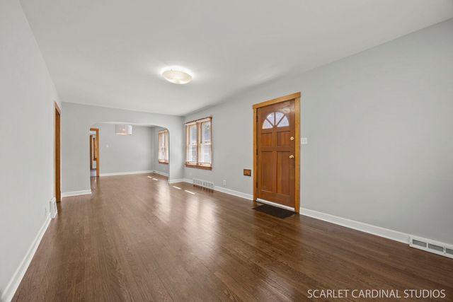 727 S Oakland Avenue, Villa Park, IL 60181
