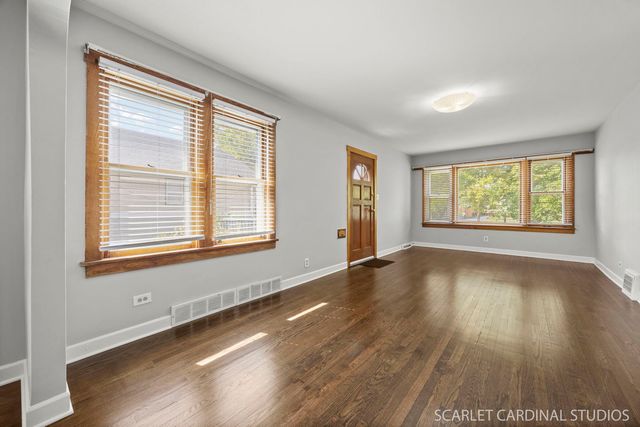 727 S Oakland Avenue, Villa Park, IL 60181