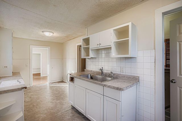 2922 Sheridan Avenue N, Minneapolis, MN 55411