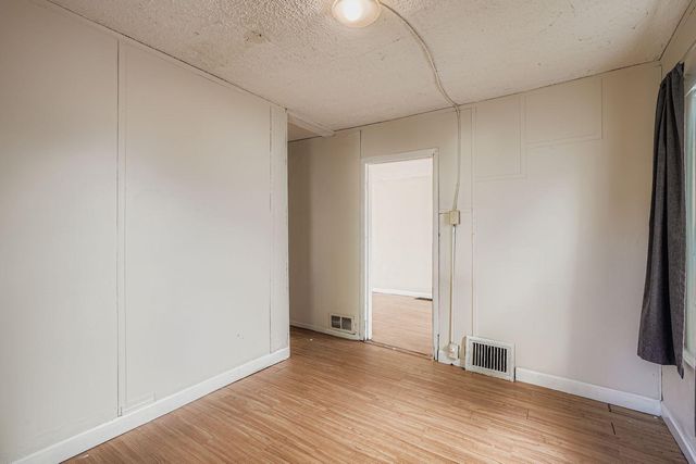 2922 Sheridan Avenue N, Minneapolis, MN 55411