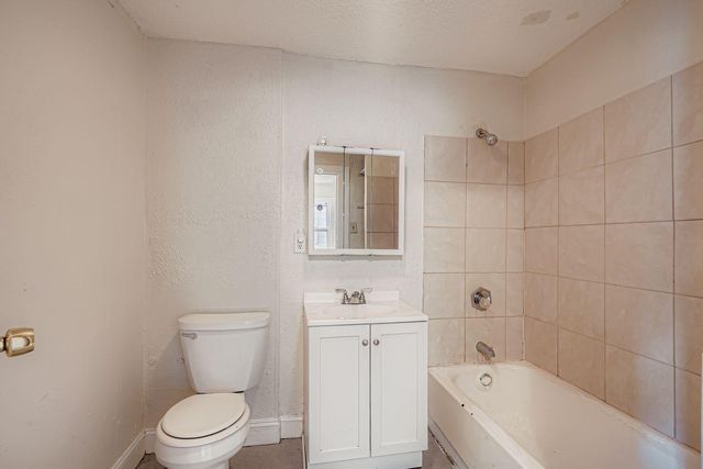 2922 Sheridan Avenue N, Minneapolis, MN 55411