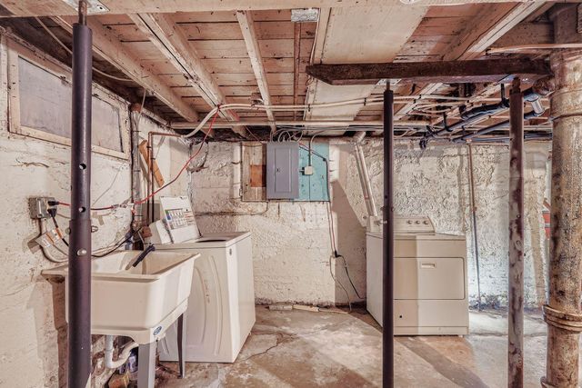 2922 Sheridan Avenue N, Minneapolis, MN 55411