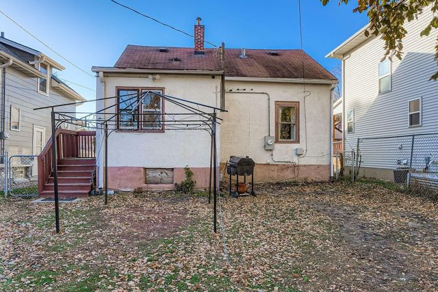 2922 Sheridan Avenue N, Minneapolis, MN 55411