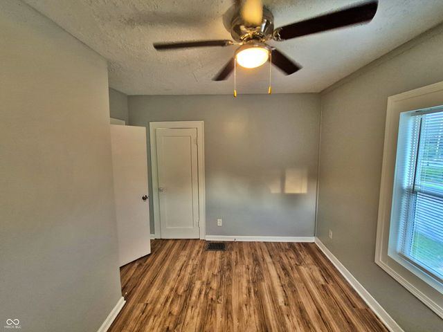 1727 N Tacoma Avenue, Indianapolis, IN 46218