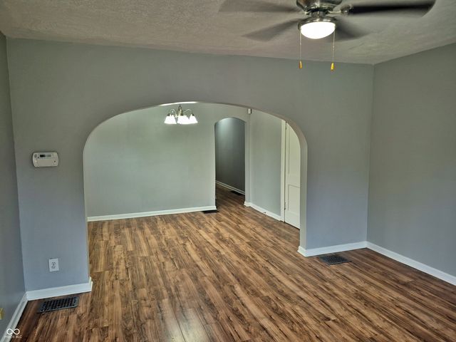 1727 N Tacoma Avenue, Indianapolis, IN 46218