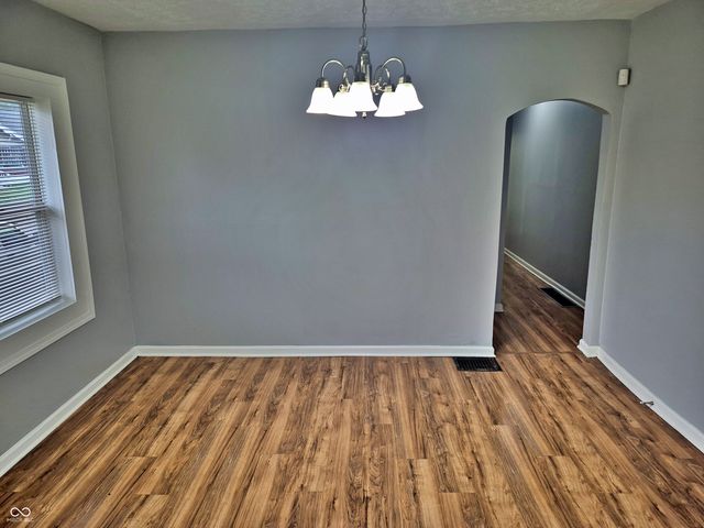 1727 N Tacoma Avenue, Indianapolis, IN 46218