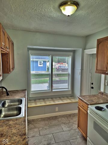 1727 N Tacoma Avenue, Indianapolis, IN 46218