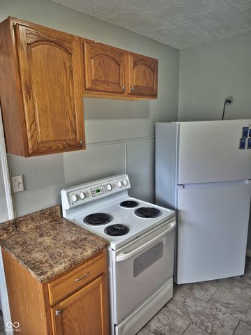 1727 N Tacoma Avenue, Indianapolis, IN 46218