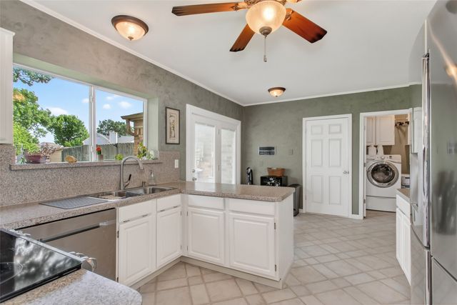 604 Hightrail Drive, Allen, TX 75002