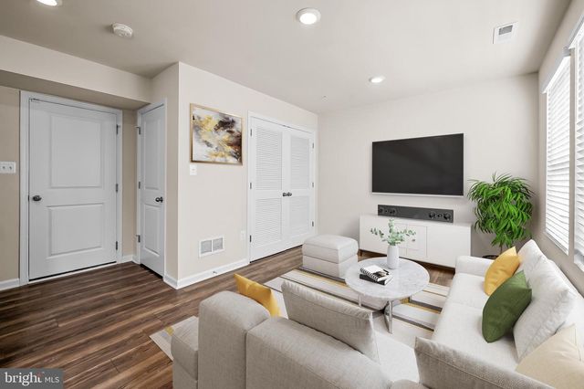 624 MOZART WAY, Baltimore, MD 21224