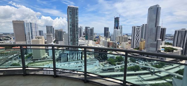 350 S Miami Ave 3213, Miami, FL 33130
