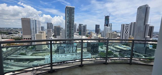 350 S Miami Ave 3213, Miami, FL 33130