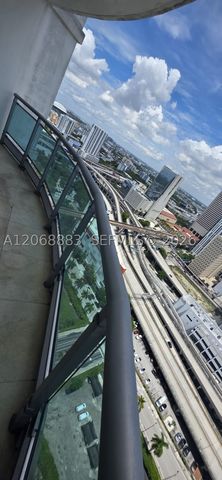 350 S Miami Ave 3213, Miami, FL 33130